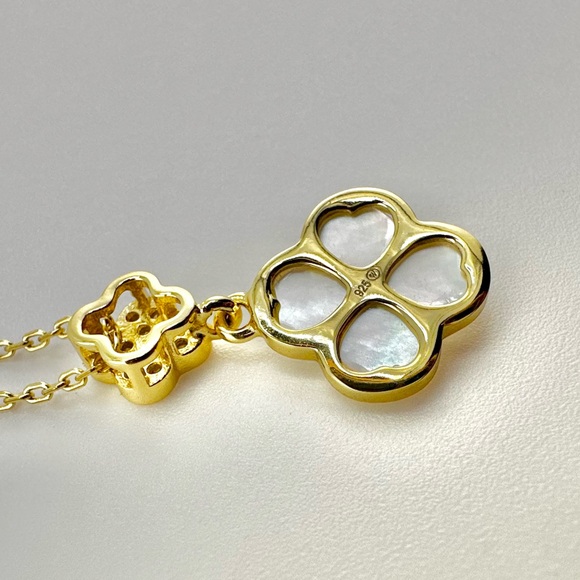 18K Gold Plated over 925 Solid Sterling Silver Mother of Pearl Clover Necklace - Picture 5 of 8